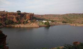https://d3r8gwkgo0io6y.cloudfront.net/upload/bhootnath lake.jpg